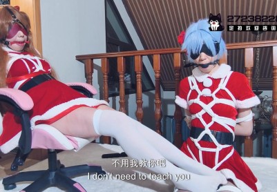 【BadCat】【明日香（妙妙）X绫波丽（咲希）】【剧情字幕】【猥琐摄影诱骗两名coser美女体验绳缚摄影 之后将两人捆绑玩弄】【迷晕 紧缚 挠痒 SP 马油袜堵嘴 蒙眼 墙高】