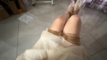 【凉叶子】【纱裙】地板上的td挣扎 第一人称系列 又硬又凉的触感