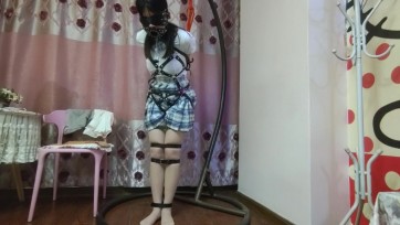 【酱酱喵】拘束衣初体验