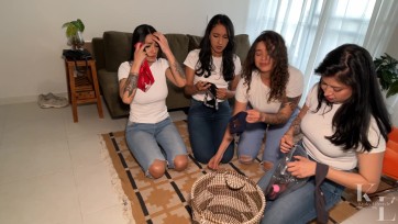 【Kinky Lifestyle】英文字幕 Simona_Luana_Mara and Lucia Pizza Order Gone Wrong