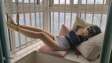 【JS】【流星客】【双胞胎-姐姐】欧式直臂吊脚捆绑/口球堵嘴/挠痒