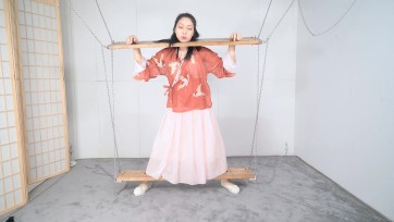【撒琅】绳模沐小雨古装木枷固定，即兴发挥小剧情--戒尺、鞭打、TK