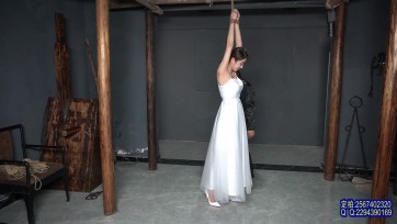 【一绳有你】【白纱新娘子】优秀车模梅馨月新婚之夜被抓到刑房各种捆绑刑罚