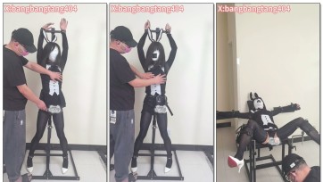 【糖糖工作室】兔女郎糖糖 站立拘束架+自动榨汁机结合会有什么效果？人体家具糖糖成为了人体晾衣架惨遭榨汁，随后在检查椅上戴上平板锁还要被强行榨取！