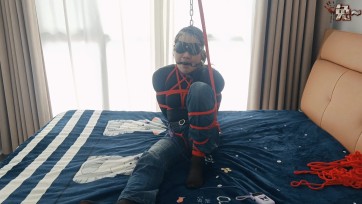 【兔兔兔TU】自娱自乐第 38 弹 红绳束缚