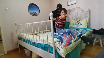 【JS】自缚遇匪-入室捆绑 肉丝塞嘴