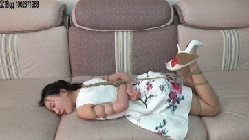 【一往情深】我的羔羊，我的奴之《依依的折服》