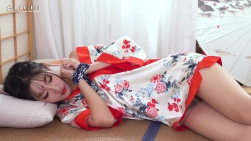 【丽柜美束】闲情自缚 王欣竹