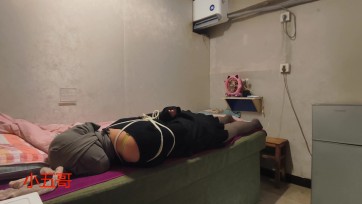 【小五哥原创】日常一绑（肉丝塞嘴，厚灰套头）